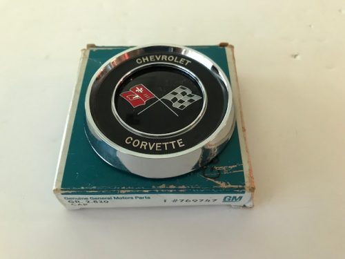 NOS 769747 1963-1964 Corvette Horn Button