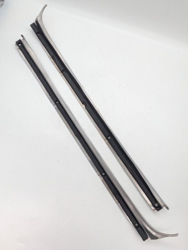 1964-1967 Corvette Coupe Original Outer Door Reveal Mouldings with Seals pic2
