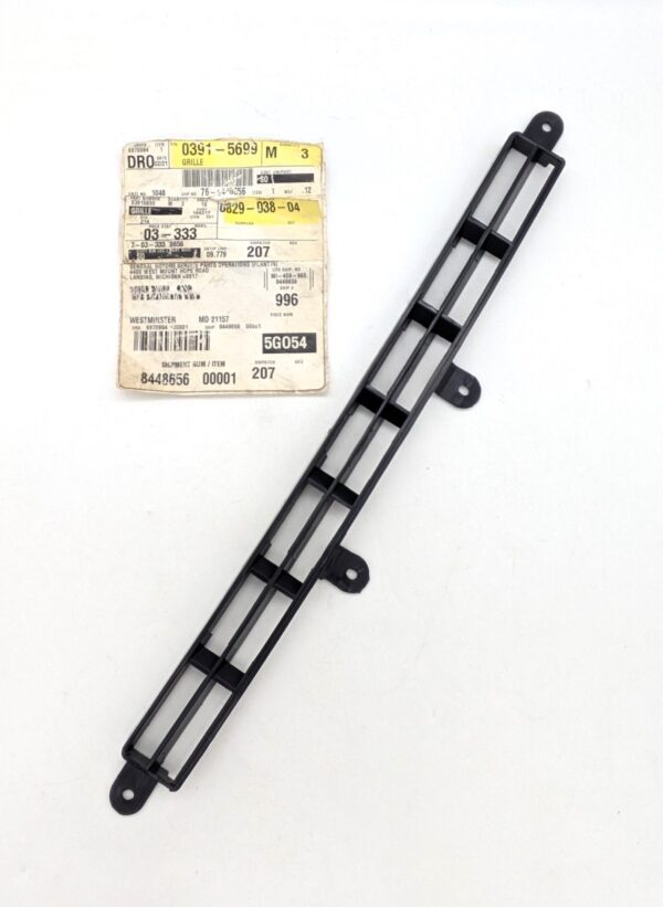 1968-1977 Corvette NOS Defrost Outlet Grille main
