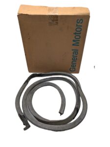 1956-1958 Corvette LH Door Main Weatherstrip pic2