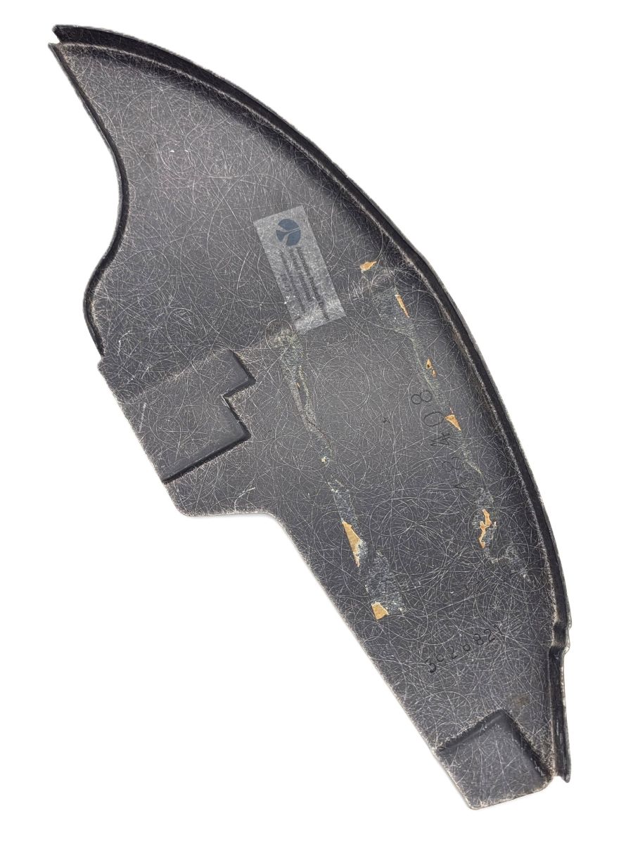 1968-1969 Corvette NOS Fiberglass Left Rear Splash Guard pic2